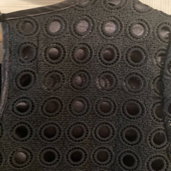 Adiva Womens Black LaceShort Sleeve Blouse - EUC - Picture 10 of 10